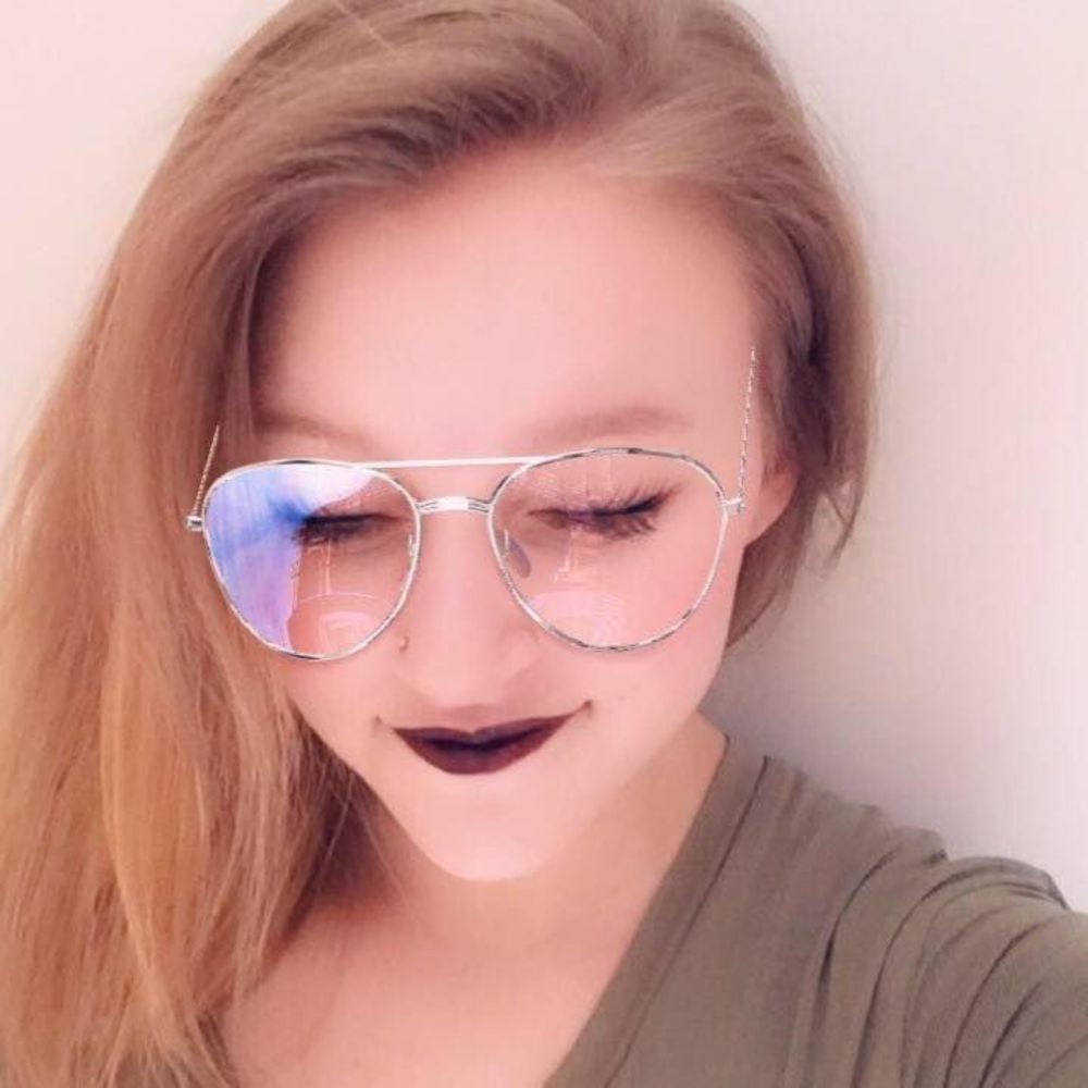 Meet your Posher, Shannon